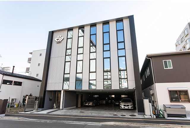 企業サムネイル